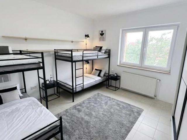 Apartamente pentru angajati min 24 locuri max 72 locuri Arad