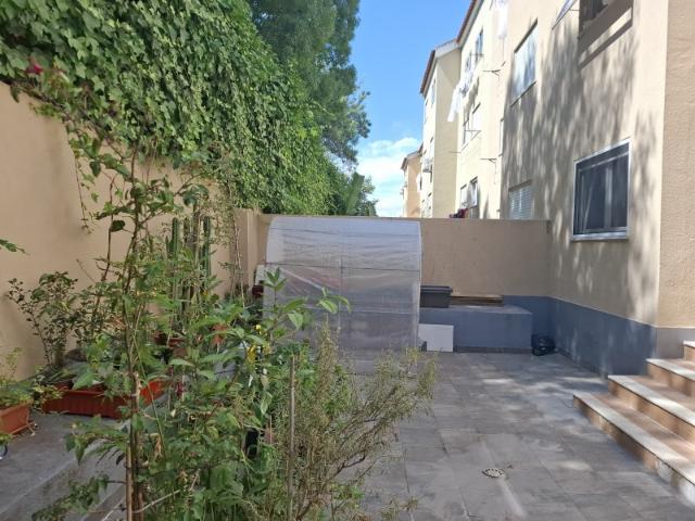 Apartamento 4 assoalhadas com terraço
