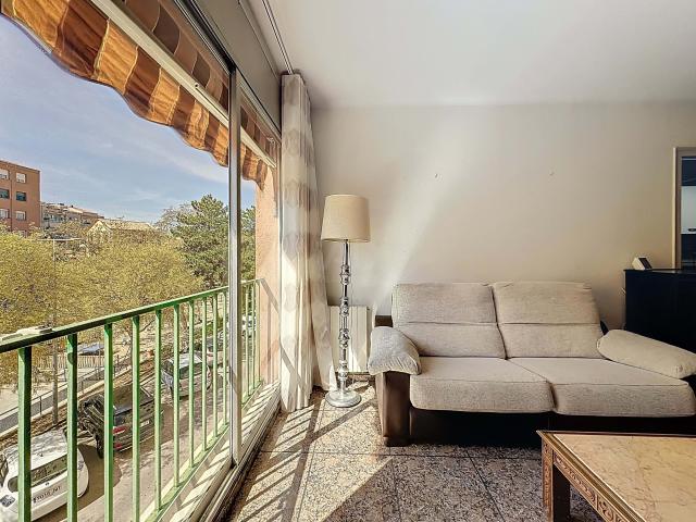Apartamento 4 dormitorios 66 m2