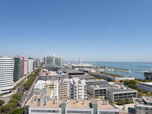 Apartamento 4 quartos com varanda a minutos do rio no Parque. 244m² Parque Das Nações