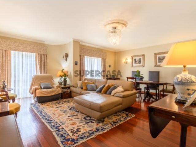 Apartamento, 4 quartos, Faro
