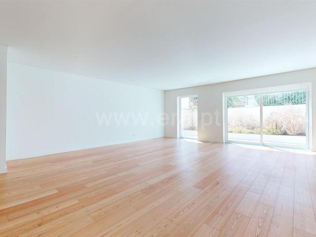 Apartamento, 5 quartos, Lisboa, Santo António 221m² Santo António