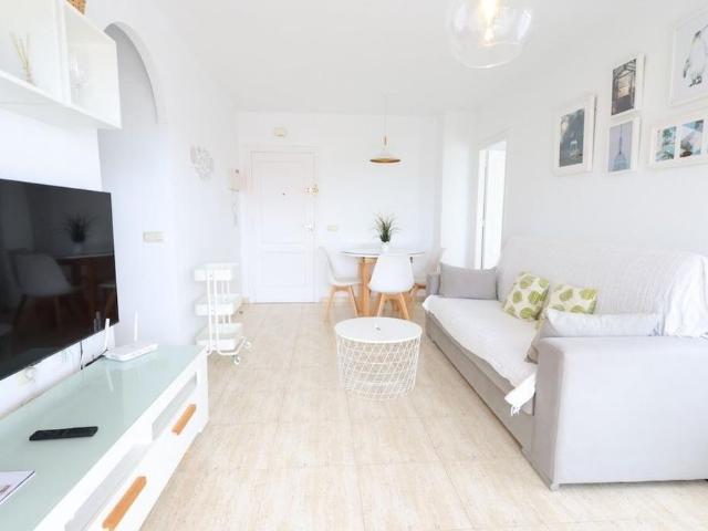Apartamento 9ª planta en Campoamor. VACACIONAL