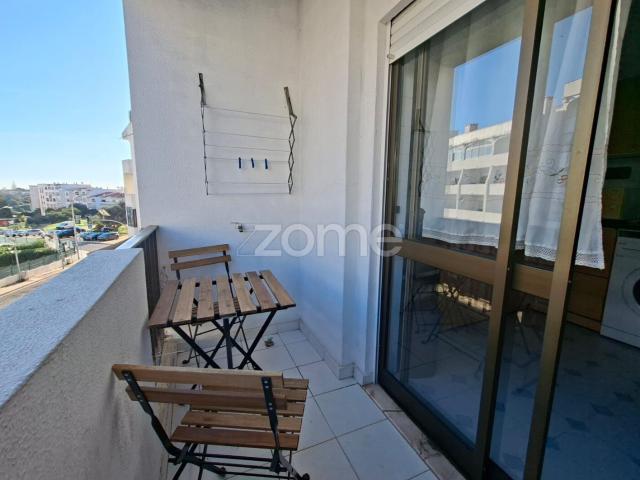 Apartamento 0+1 quarto Em condomínio com piscina