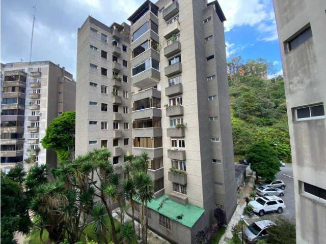 APARTAMENTO 120 M2 CONJ. RESD TREBOL COUNTRY, EL PICACHO VENTA