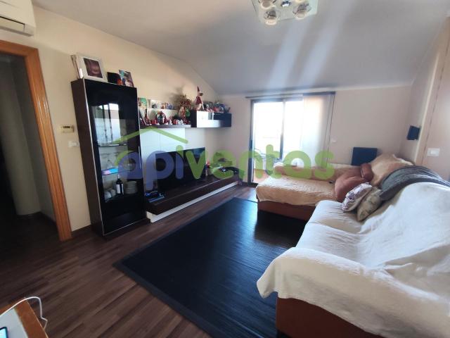 Apartamento 2 habitaciones, garaje y 2 trasteros en Lorca, zona La Viña