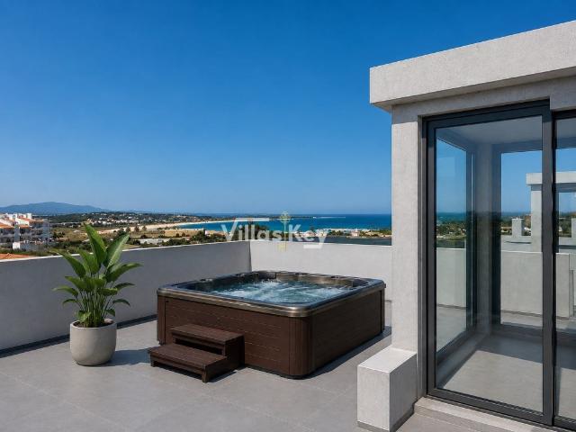 Apartamento 2 quartos, com vista mar, piscina e jardim, a po. 94m² São gonçalo de lagos