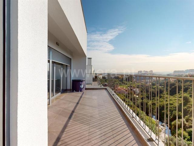 Apartamento, 2 quartos, Odivelas, Ramada 90m² Ramada e Caneças