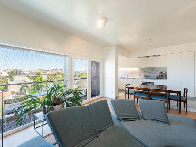 Apartamento, 2 quartos, Lisboa, Praça de Espanha 107m² Campolide