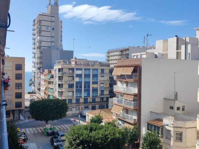 Apartamento en venta de 3 Dormitorios en Santa Pola, Alicante Cerca de la Playa