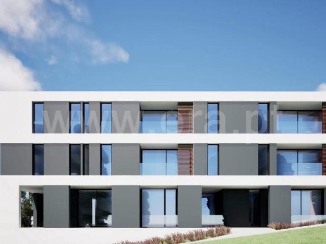Apartamento, 3 quartos, Lagoa, Estômbar e Parchal 110m² Estômbar e Parchal