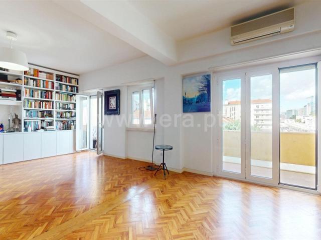 Apartamento, 3 quartos, Lisboa, Alvalade/Areeiro 116m² Areeiro