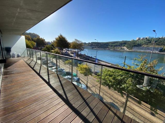 Apartamento 3 quartos, Marginal Rio, Massarelos 150m² Lordelo do Ouro e Massarelos