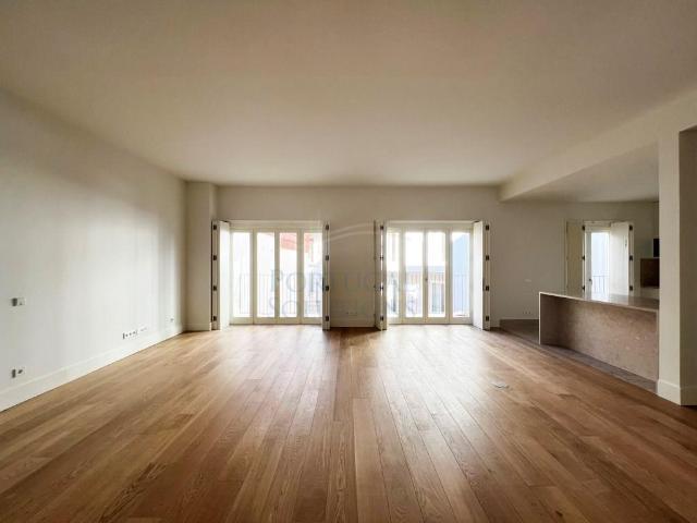 Apartamento T3 0m² Santa Maria Maior