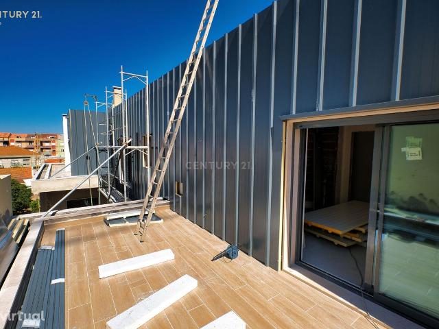 Apartamento T3 + 1 no Empreendimento Cais dos Moyos em Alcochete