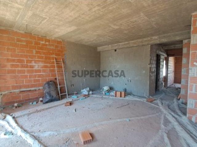 Apartamento T3, 1.º andar, linhas modernas em Tavira