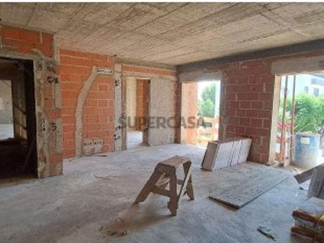 Apartamento T3, 1.º andar, linhas modernas em Tavira