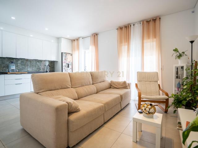 Apartamento T3 1º Andar totalmente Renovado