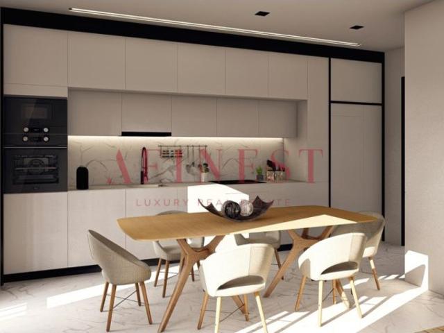 Apartamento T3 + 1 Duplex em condominio fechado no Estoril