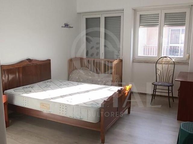 Apartamento T3 + 1 em Amiais de Baixo