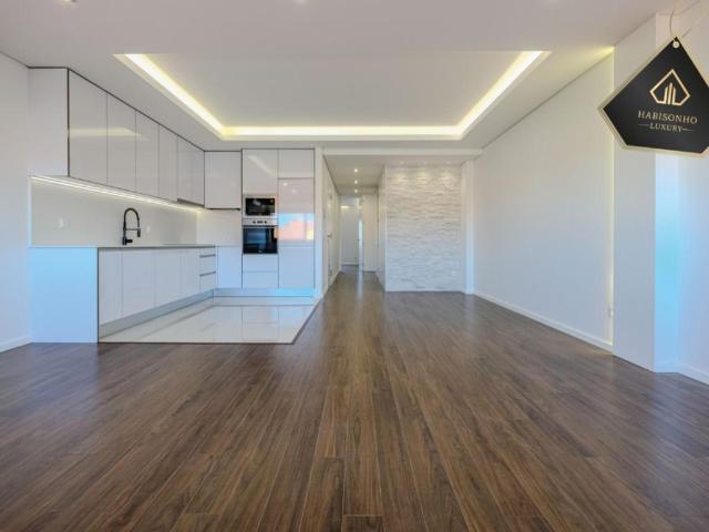 Apartamento T3 | 2 Suítes | Ramalde 92m² Ramalde