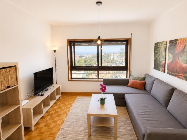 Apartamento T3 300m do metro