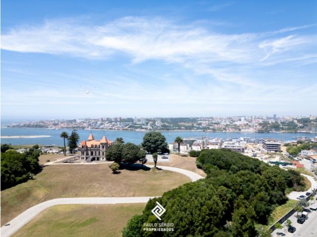 Apartamento T3 | Terraço de 51,75 m² | Vista Rio e Mar | Quinta Marques Gomes |