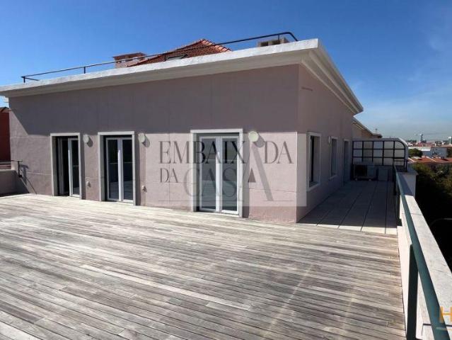 Apartamento T3 | Terraço 100 m2 | 26054058820