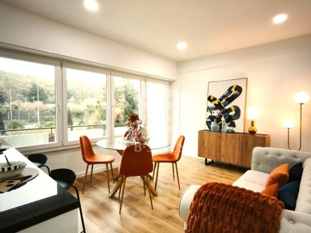 Apartamento T3 Totalmente Remodelado
