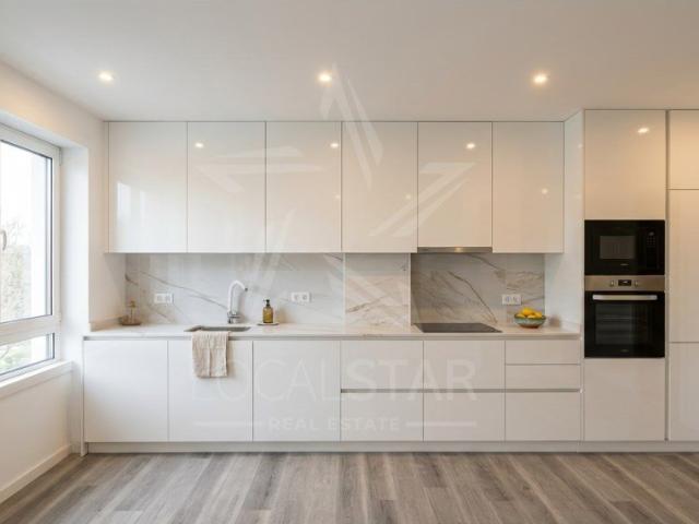 Apartamento T3 totalmente remodelado 77m² Nazaré