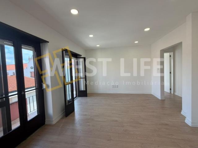 Apartamento T3 Totalmente Remodelado | EXCLUSIVO WEST LIFE | Centro Histórico de Torres Vedras