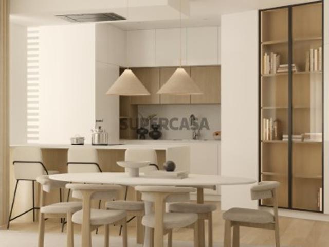 Apartamento T3 totalmente remodelado, no coração de Alvalade