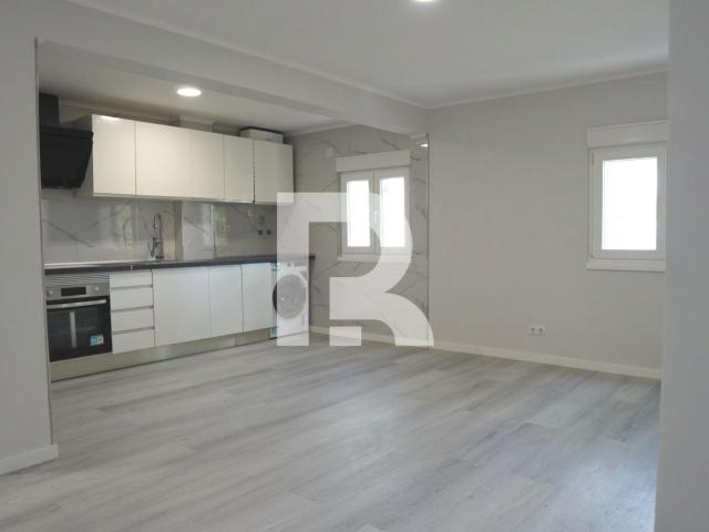 Apartamento T3 totalmente remodelado no Laranjeiro