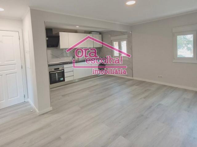Apartamento T3 Totalmente REMODELADO no Laranjeiro!