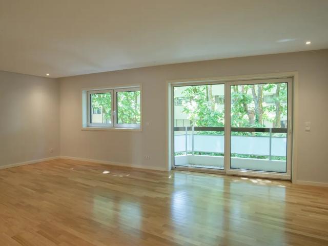 Apartamento T3 totalmente remodelado na Foz
