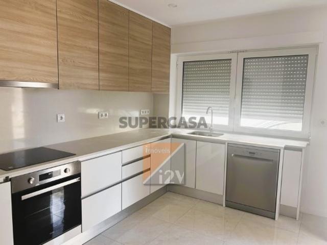 Apartamento T3 Totalmente Renovado | A 5 Minutos da Avenida Marquês de Pombal Leiria