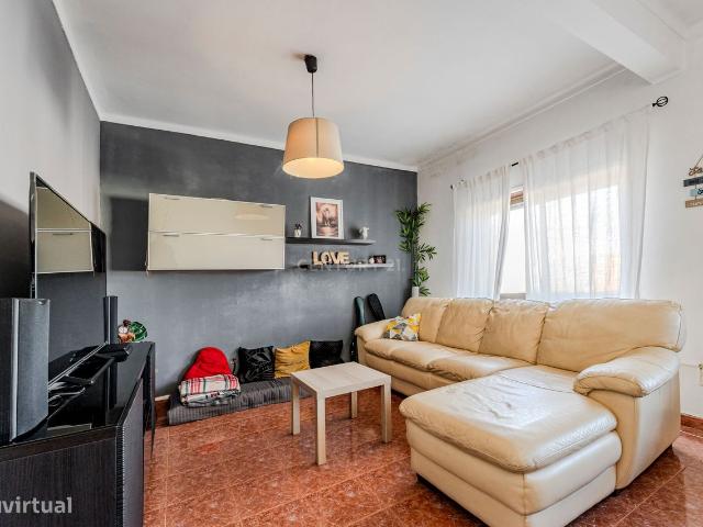 Apartamento T3 Transformado em T2 Santo Andr Barreiro