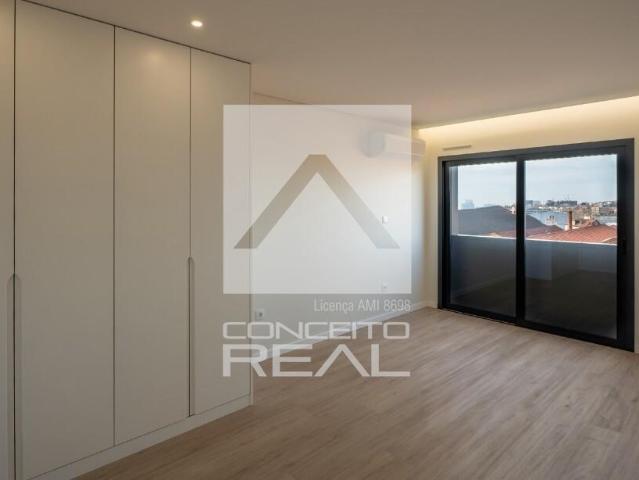 Apartamento T3 V.N.G c/ vistas