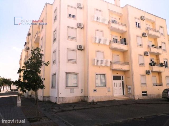 Apartamento T3 Venda de 50% de Quota | Almeirim Urbanizao das.