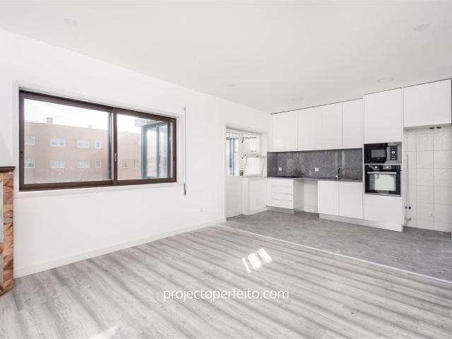 Apartamento T3 Venda em Espinho,Espinho 72m² Espinho
