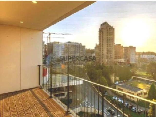 Apartamento T3 Venda em Mafamude e Vilar do Paraíso,Vila Nova de Gaia