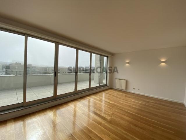 Apartamento T3 Venda em Matosinhos e Leça da Palmeira,Matosinhos
