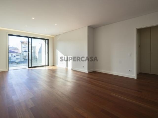 Apartamento T3 Venda em Matosinhos e Leça da Palmeira,Matosinhos
