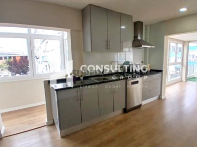 Apartamento T3 Venda em Odivelas,Odivelas