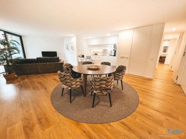 Apartamento T3 Venda em Olhão,Olhão | 26073927133