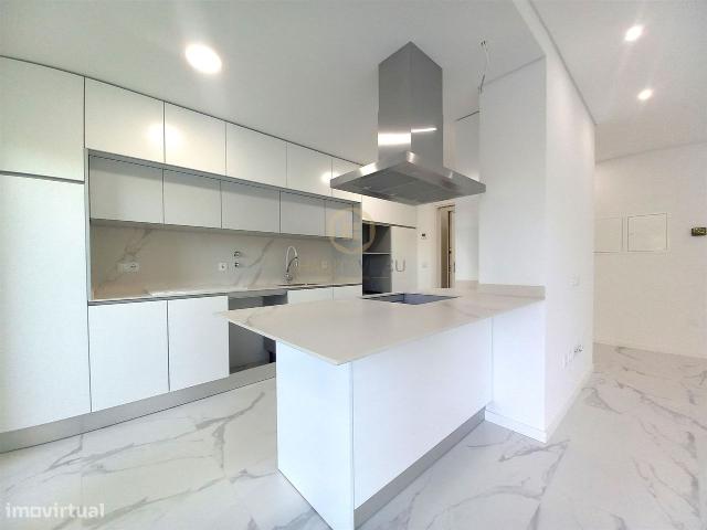Apartamento T3 Venda em Repeses e So Salvador,Viseu