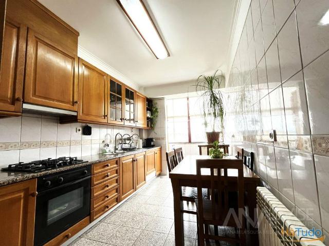 Apartamento T3 Venda em Rio de Loba,Viseu | 26064082274