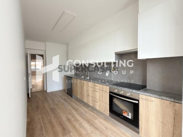 Apartamento T3 Venda em São Domingos de Benfica,Lisboa