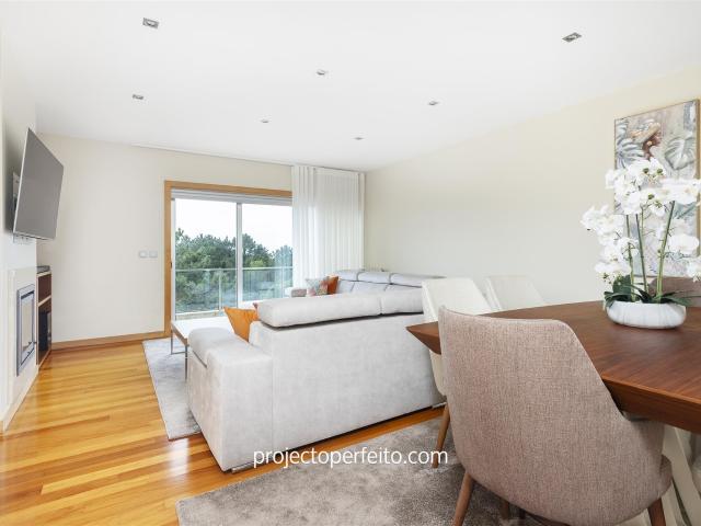 Apartamento T3 Venda em São Félix da Marinha,Vila Nova de Ga. 144m² São Félix Da Marinha