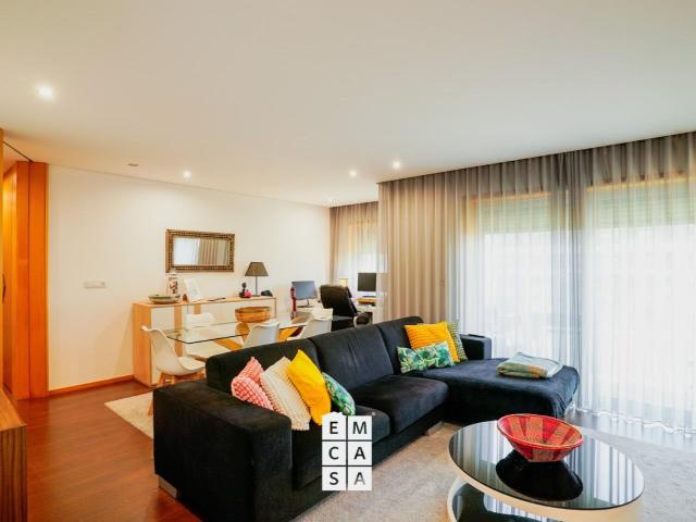 Apartamento T3 Venda em Santa Maria da Feira, Travanca, Sanf. 114m² Feira